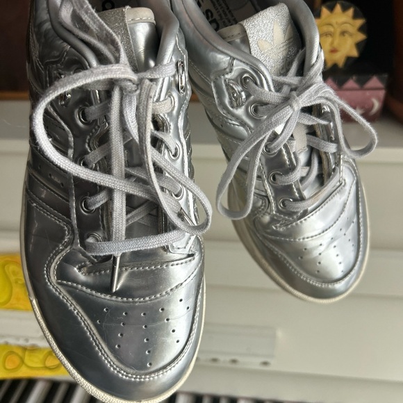 adidas Metallic Silver Athletic Shoes Size Men’s 7 - Picture 6 of 13